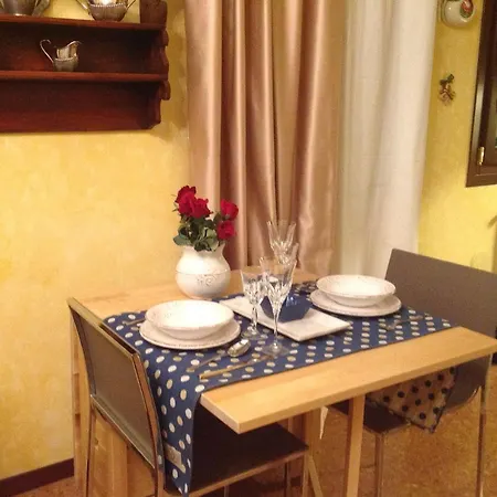Residenza Sara 아파트 *